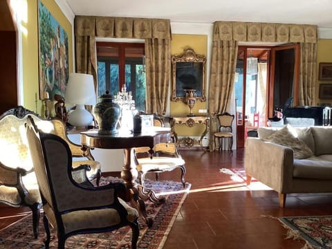 Appartamento di lusso in Villa Riccardo Barga Villa in Barga