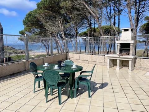 Patio, Day, Natural landscape, Sea view