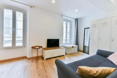 TV and multimedia, Living room, wardrobe