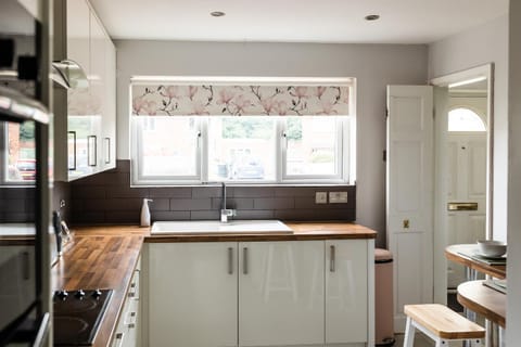 Lovely House in Welwyn with Garden and Off road parking House in Welwyn Garden City