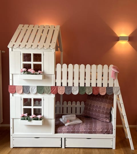 bunk bed
