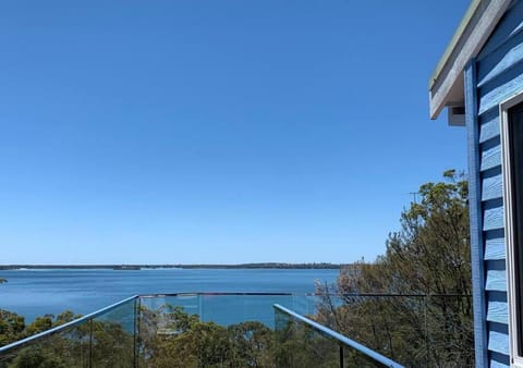 Property building, Natural landscape, View (from property/room), Balcony/Terrace, Lake view