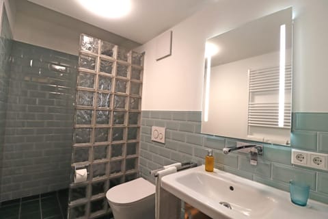 S12 - Boardinghouse by Hotel Trezor Apartment hotel in Singen