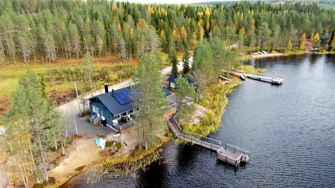 Property building, Bird's eye view, Beach, Lake view