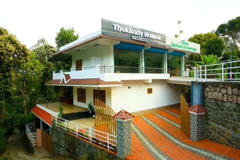 Property building, Parking