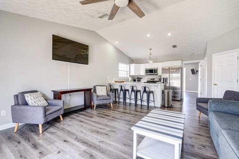 Private Pool and Hot Tub at Panama City Home! House in Lower Grand Lagoon