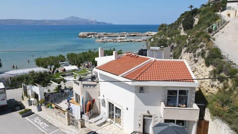 Property building, Day, Parking