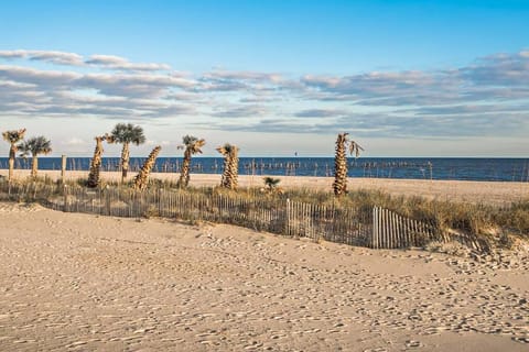 Relaxing 5-Bedroom Villa with Outdoor Oasis Villa in Bay Saint Louis