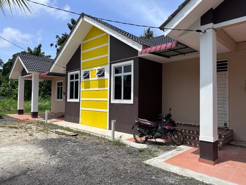 Property building, Neighbourhood, Street view