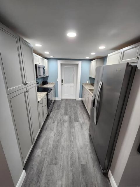 Paradise on Lake Harris Apt #101 Apartment in Leesburg