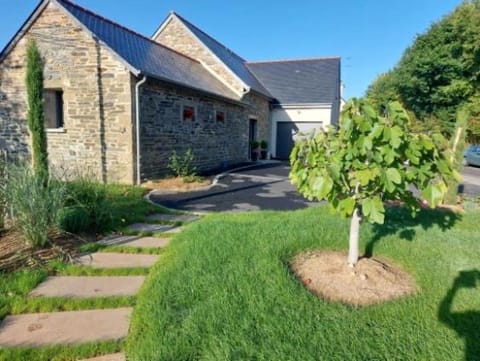 La Malvrais Vacation rental in Brittany