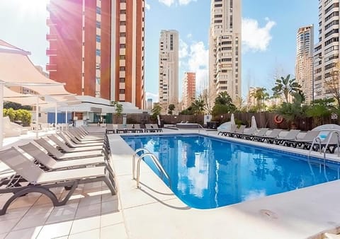 Swimming pool, sunbed