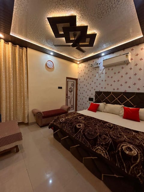 Bedroom, VIP