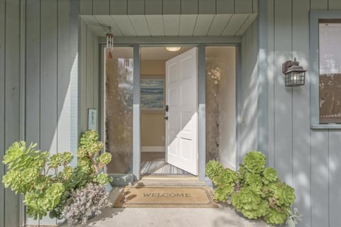 3880 Casa Azul home House in Pacific Grove