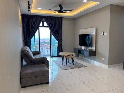 Communal lounge/ TV room, TV and multimedia, Living room, Seating area, Evening entertainment