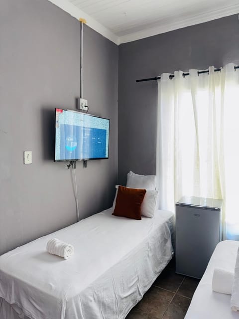 Mila Lodge 1 Bed and Breakfast in Cape Town