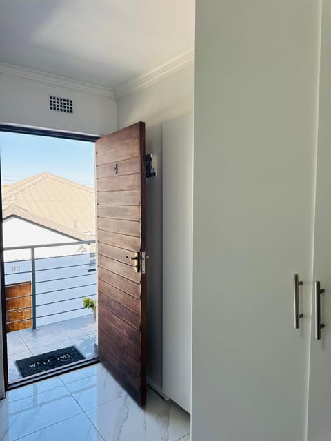 Mila Lodge 2 Bed and Breakfast in Cape Town