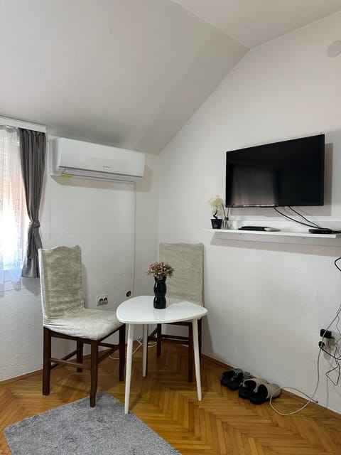 Hostel Gray Apartment in Serbia