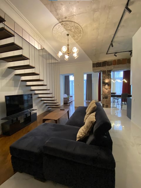Living room, Photo of the whole room