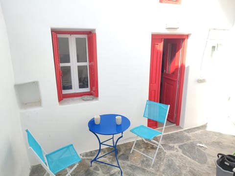 Balcony/Terrace, Inner courtyard view