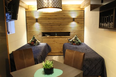TV and multimedia, Seating area