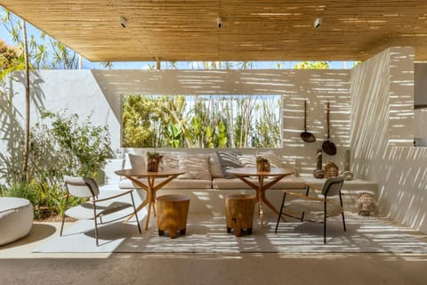 Patio, Seating area