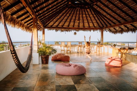 SurfNest Tamarindos Hostel in Brisas de Zicatela