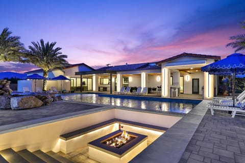 Chateau Giraffe, a Unique Luxurious Estate Villa in Bermuda Dunes