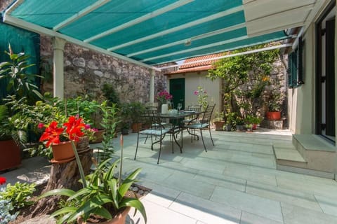 Garden, Balcony/Terrace, Seating area