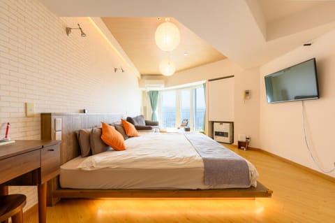 Living room, Bedroom