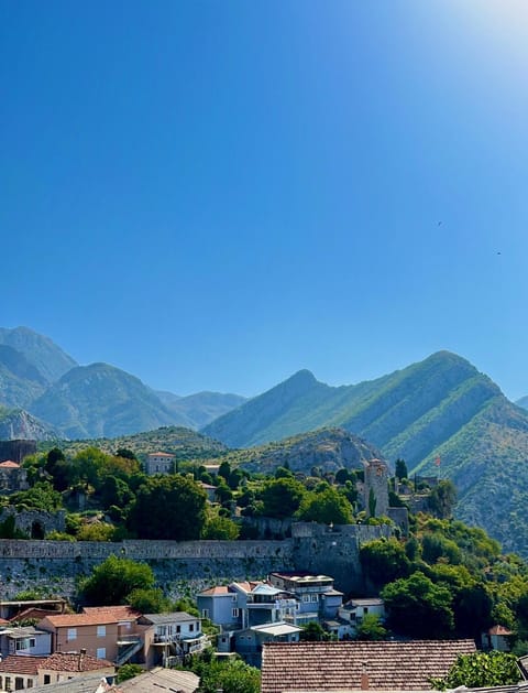 Nearby landmark, Day, Natural landscape, Mountain view