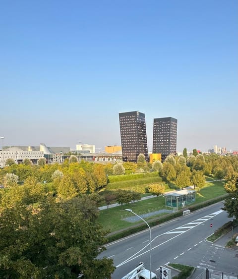 Day, City view, Street view, Location