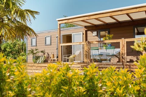 Camping California Campground/ 
RV Resort in Zonza