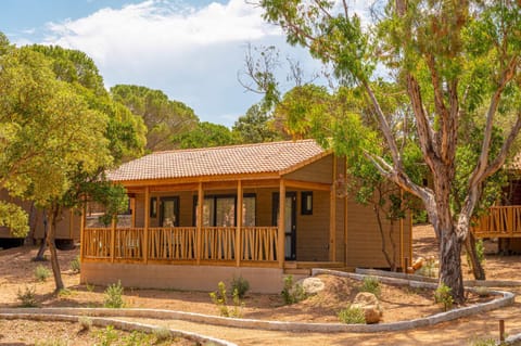 Camping California Campground/ 
RV Resort in Zonza