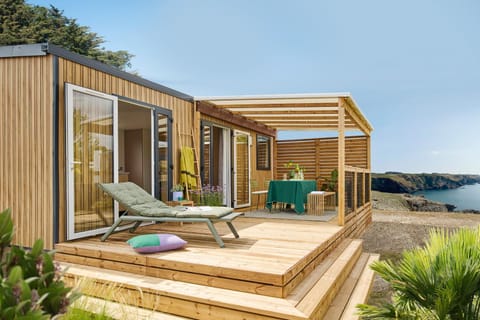 Camping California Campground/ 
RV Resort in Zonza