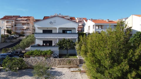 Property building, Day