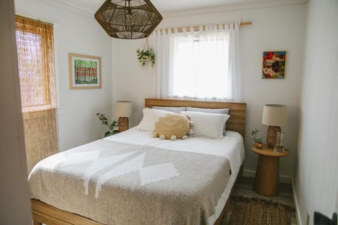 Bay Point Hideaway in the Woods House in Lake Township