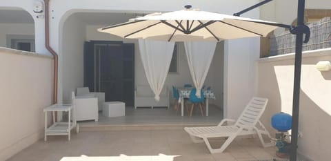 Patio, Day, Balcony/Terrace, sunbed