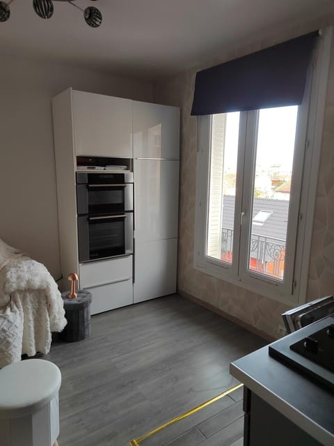Studio proche la Défense, Cosy confort Apartment in Île-de-France