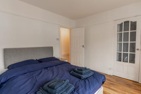 Bed, Photo of the whole room, Bedroom, towels, wardrobe