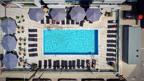 Bird's eye view, Swimming pool