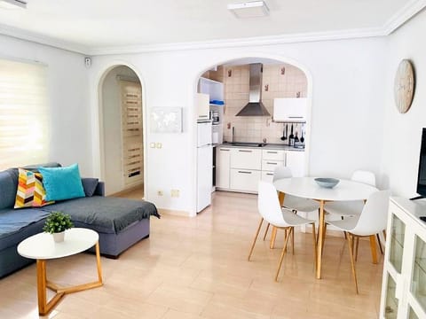 Kitchen or kitchenette, Living room, Dining area