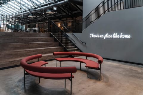 Communal lounge/ TV room, Lobby or reception