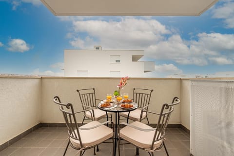 Day, View (from property/room), Balcony/Terrace