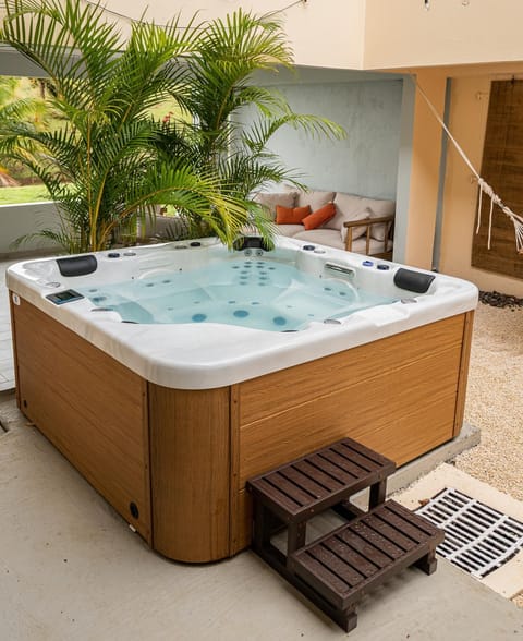 Patio, Natural landscape, Hot Tub