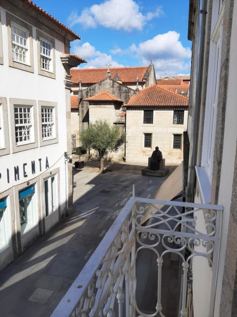 Day, Neighbourhood, Balcony/Terrace, City view, Street view