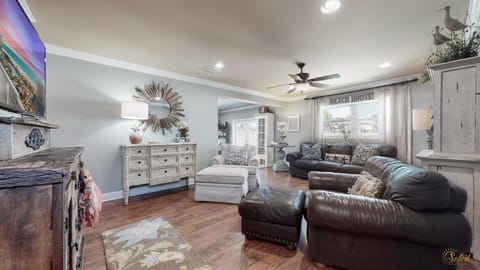 Private Pool - Steps To Beach - Fenced Backyard - FLPCB74 House in Laguna Beach