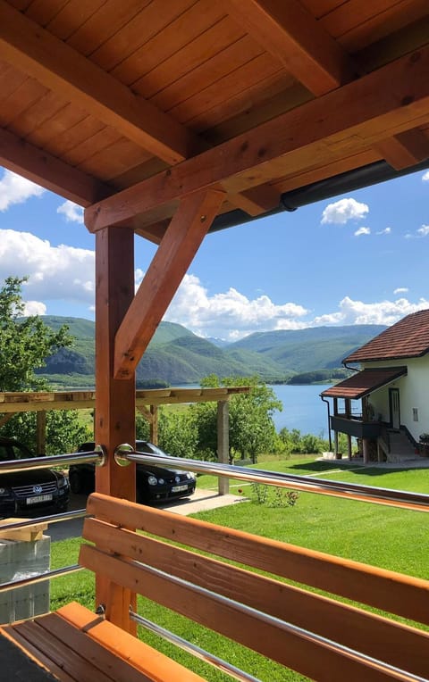 Kuća za odmor Ravančić House in Federation of Bosnia and Herzegovina