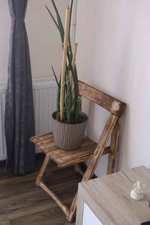 Living room, Decorative detail