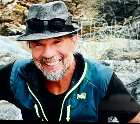 Consulat des Elohim chez Allan et Lili-Peace Bed and Breakfast in Crans-Montana